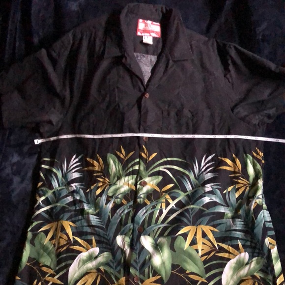 Hawaiian Tiki Shirt - Picture 6 of 9